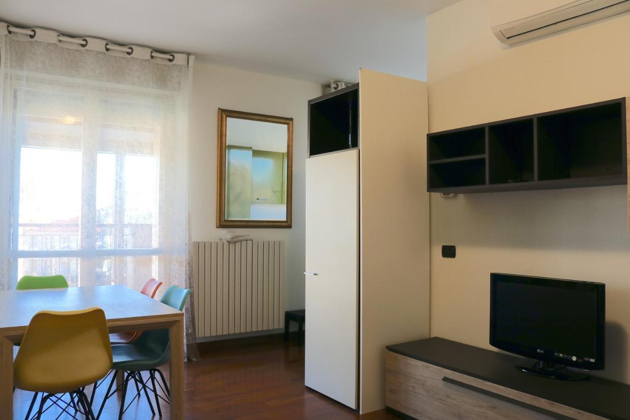 Happy Flat With Terrace Apartment Milano Exterior foto