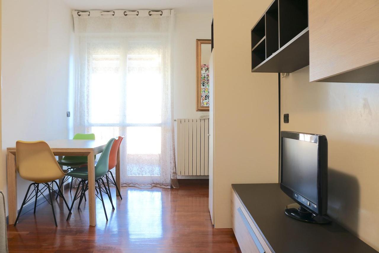Happy Flat With Terrace Apartment Milano Exterior foto